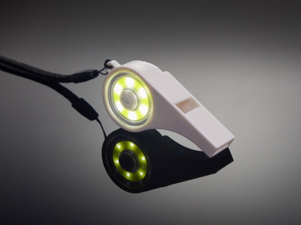 Свисток с фонариком "Oxi"