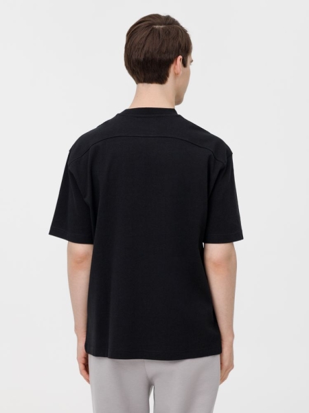 Футболка оверсайз унисекс Sideline, черная