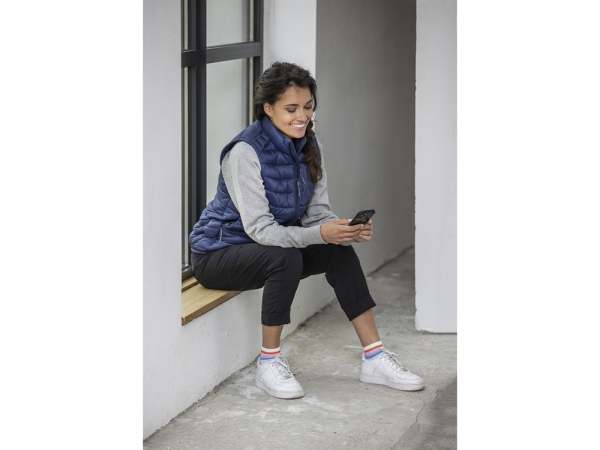 Женский утепленный жилет Pallas  из переработанных материалов по стандарту GRS - Темно - синий