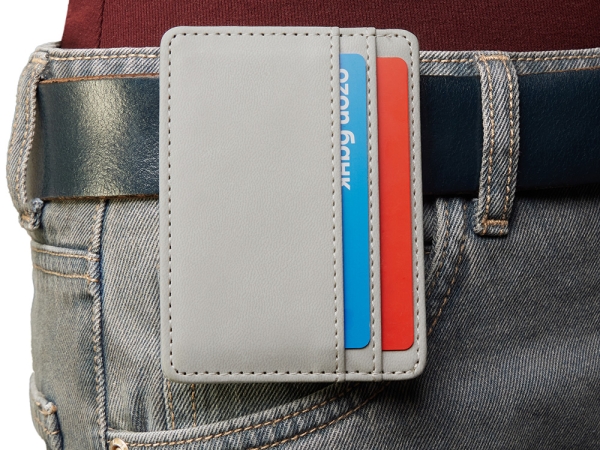 Картхолдер для двух карт и наличных денег с зажимом "Crave", светло-серый