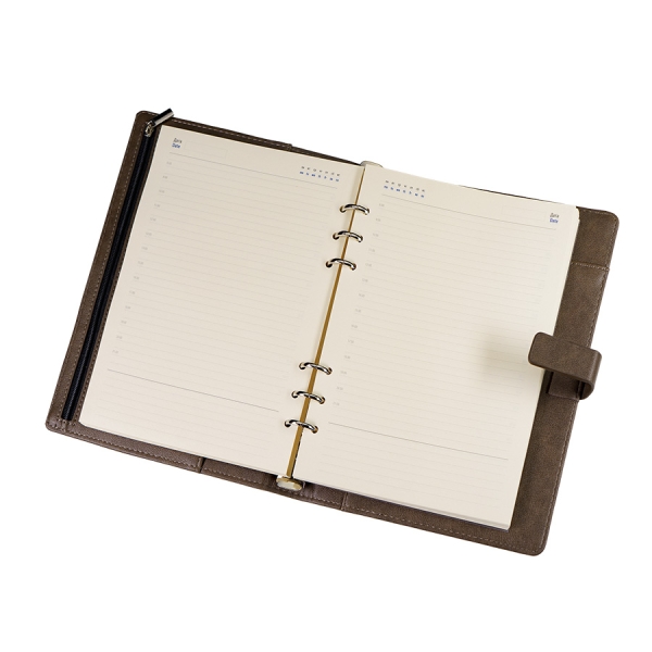 Ежедневник недатированный Coach, B5, коричневый, кремовый блок, подарочная коробка