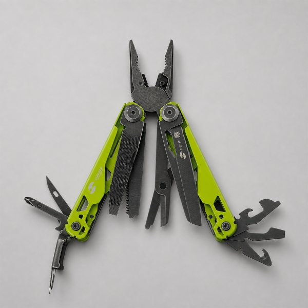 Мультитул Stinger, 107 х 19 мм, 19 функций, сталь, салатовый корпус, стоунвош, в картонной коробке, в комплекте нейлоновый чехол