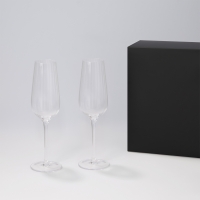 Подарочный набор 2 бокала для шампанского Blanche в черной коробке Подарочный набор 2 бокала для шампанского Blanche в черной коробке