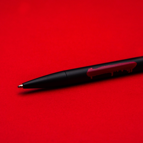 Набор Pininfarina Banksy Метатель цветов: шариковая ручка GrafeeX и блокнот линованный из каменной б