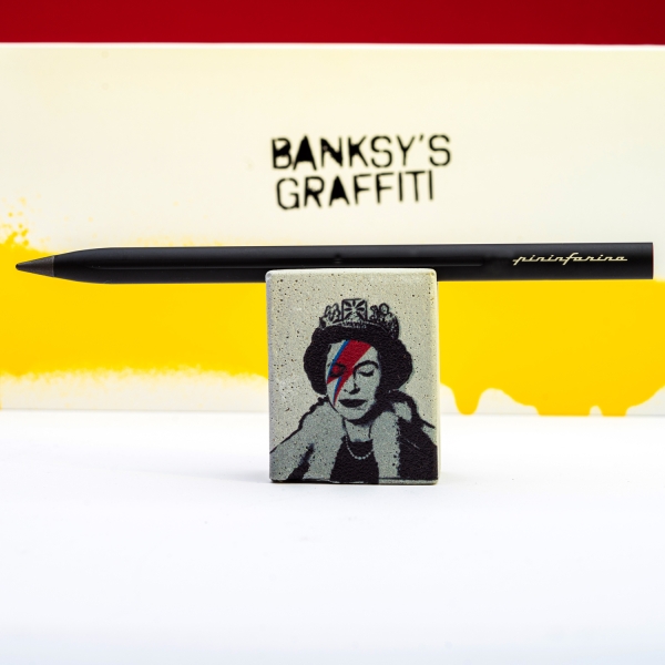 Набор Pininfarina Banksy Метатель цветов: карандаш SMART с бетонной подставкой