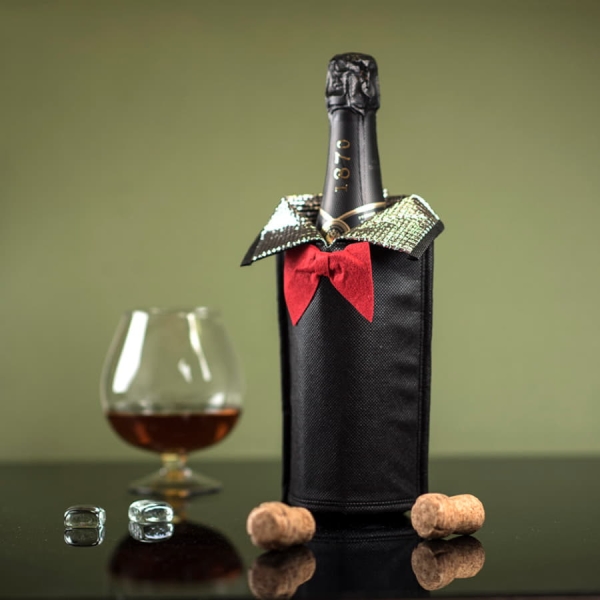 Термочехол на бутылку   "Фрак"