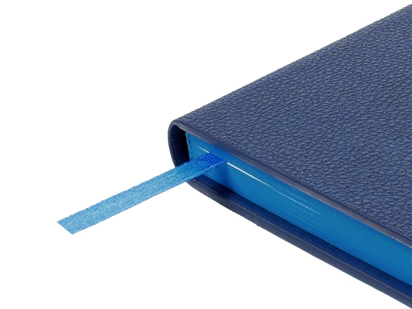 Ежедневник недатированный с магнитным клапаном А5 "Venezia", темно-синий