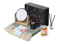 Подарочный набор «Re:f. Shelter» с пледом, зеркалом, свечой и диффузором Подарочный набор «Re:f. Shelter» с пледом, зеркалом, свечой и диффузором