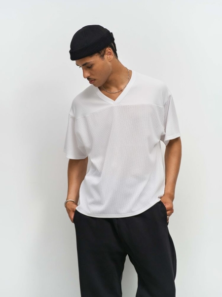 Футболка унисекс Nino с V-образным вырезом, черная