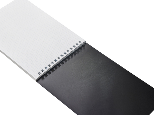 Блокнот на пружине в пластиковой обложке А5, черный