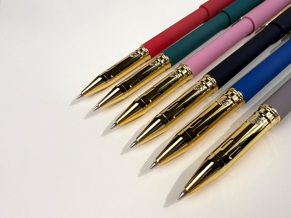 Ручка пластиковая шариковая "Parliament", 0,7 мм, синие чернила, темно-синий/золотистый