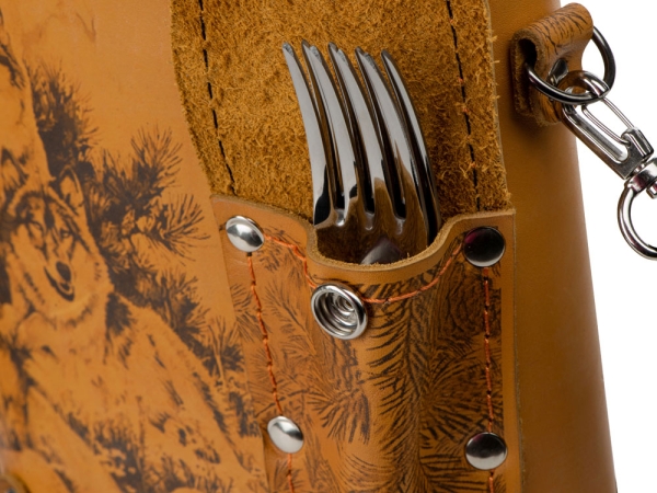 Набор «Подарочный»: фляга 511/2 (рыжая кожа), 2л+2 стаканчика+2 вилки