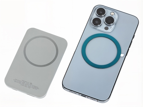 Магнитный беспроводной внешний аккумулятор "MagnetIQ", 5000 mah, 10 W, серый Cool gray 7C