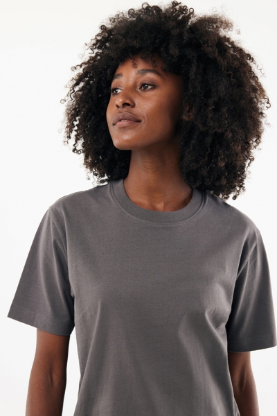 Футболка Iqoniq Nikko из переработанного хлопка, 220 г/м²