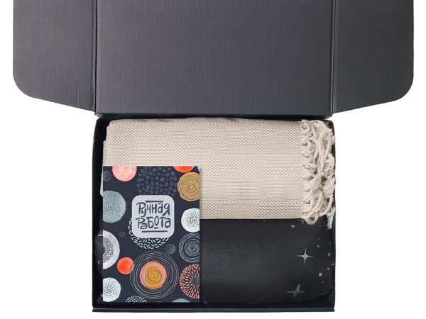 Подарочный набор «Re:y. Haven»  с пледом, кружкой и чаем