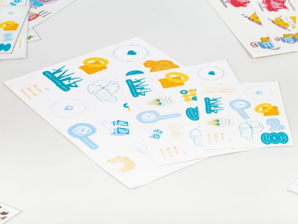 Наклейки из ПВХ Sticker Pack на заказ, M