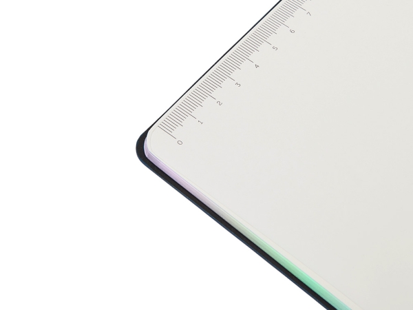 Блокнот А5 в гибкой обложке "Fellini" с голографическим срезом, темно-синий