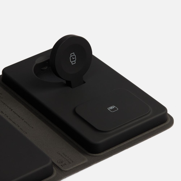 Внешний аккумулятор с беспроводной зарядкой reCover, черный