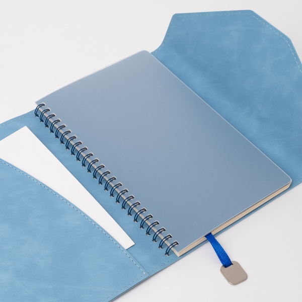 Ежедневник Magnet Centre недатированный, голубой