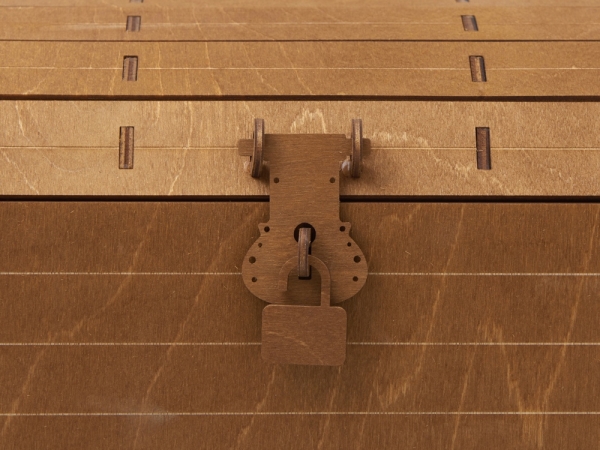 Подарочный набор: кукла фарфоровая, мед, синий