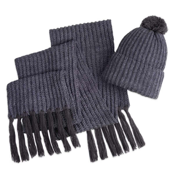 Шапка и шарф GoSnow с ярким помпоном и кисточками