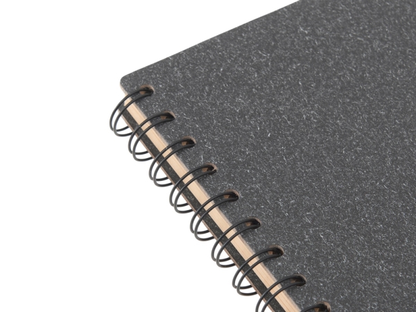 Блокнот на спирали в картонной обложке с переработанной бумагой "Mania", черный