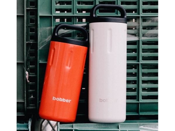 Вакуумный термос с керамическим покрытием бытовой, тм "bobber", 770 мл. Артикул Bottle-770 Iced Water (белый)