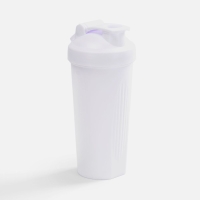 Спортивный шейкер Shake It Easy, белый Спортивный шейкер Shake It Easy, белый