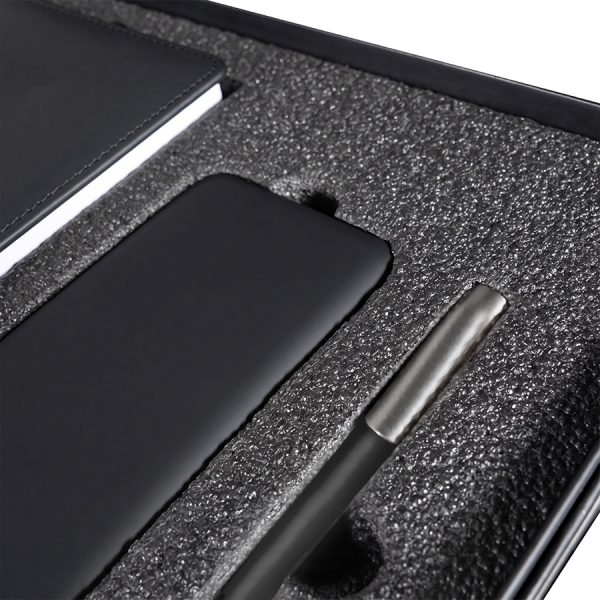 Набор подарочный BLISS: ежедневник, ручка и power bank в коробке  с ложементом
