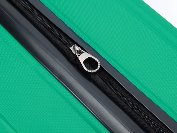 Чемодан TORBER В Отпуск, ярко-бирюзовый, полипропилен, 55 х 36 х 21,5 см, 37 л