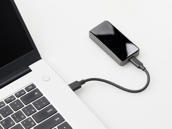 Внешний SSD диск с подсветкой гравировки  «Слэш», 256 ГБ