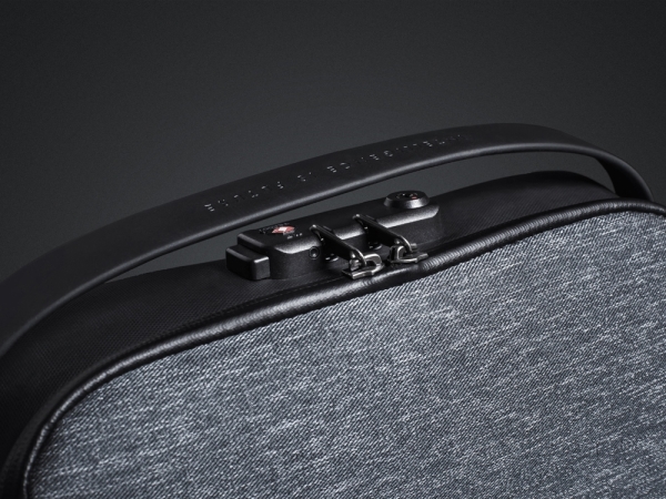 Антикражный рюкзак FlexPackPro для ноутбука 15.6", серый/черный