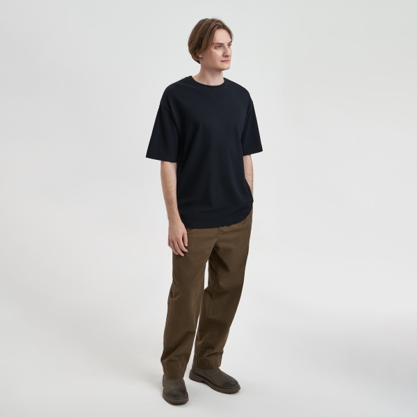 Футболка унисекс премиум AURA, 100% хлопок 200гр. черный, размер M/L